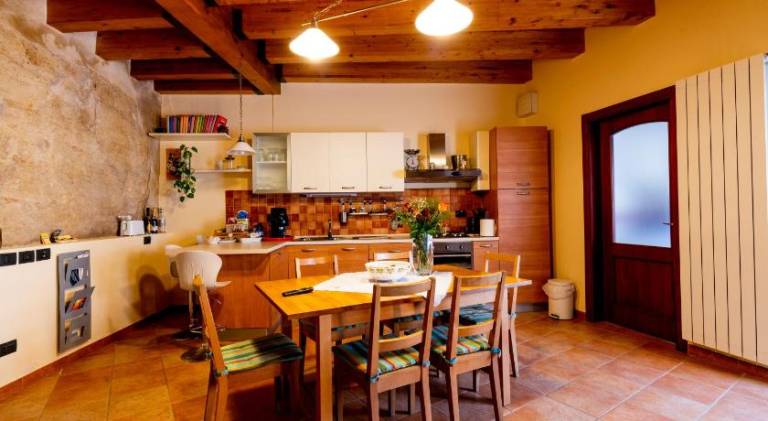 Vacation home with 3 rooms for 6 persons in Enna