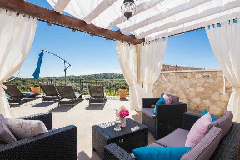 Fully equipped beautiful villa with garden, barbeque & private pool | Beach view | Dogs allowed — photo 4