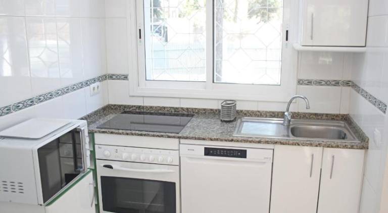 Fully equipped beautiful house with garden, patio & BBQ | Beach nearby | Pet-friendly — photo 5