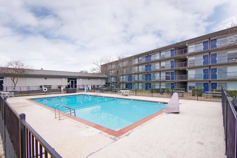 Motel 6 Mesquite TX – Town East