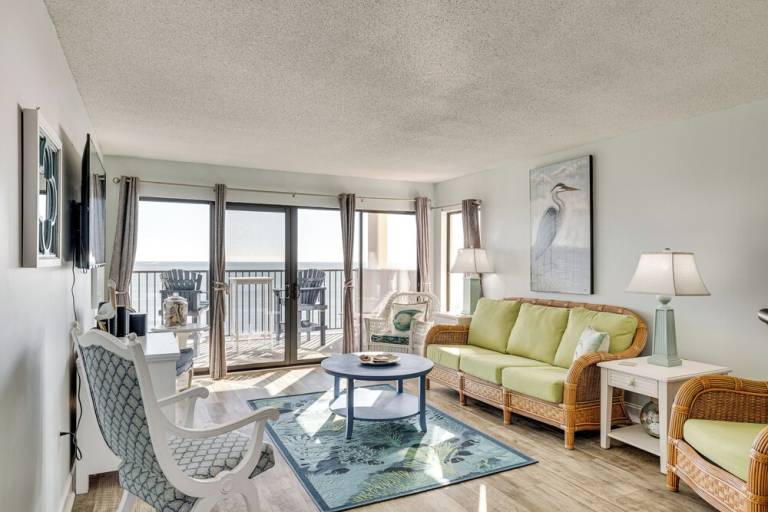 Apartment Emerald Isle
