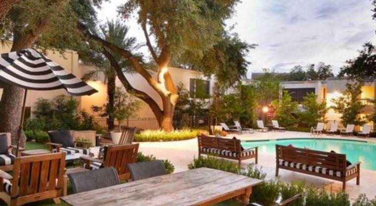 Enjoy Poolside TVs and Private Cabanas off N Lamar — photo 2