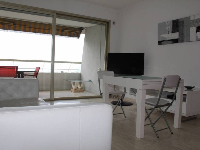 Apartment with 1 room for 4 persons — photo 5