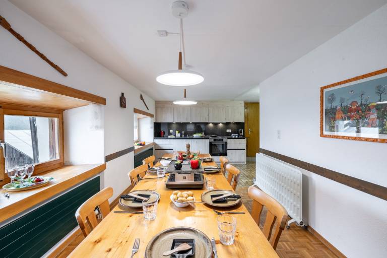 Chasa Moffa: Grosszügige 5.5-Zimmer Wohnung in Vnà mit Panoramaaussicht und eigener Sauna — photo 2