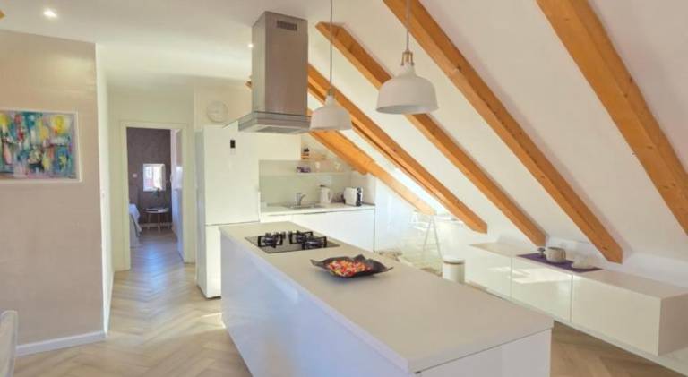 Holiday apartment | Near Diocletian's Palace | Pets allowed — photo 2