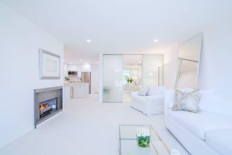 Condo Brentwood