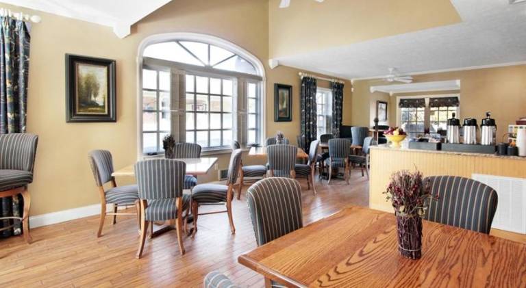 Hillwinds Inn - Blowing Rock — photo 2