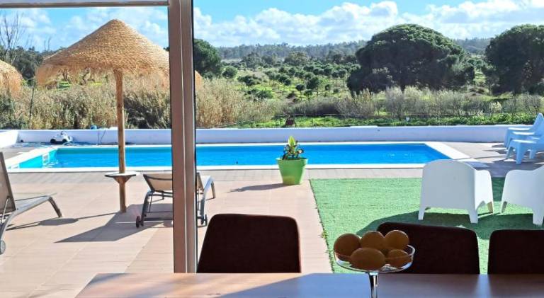 Villa with barbecue, private pool & patio | Pets allowed in Grandola