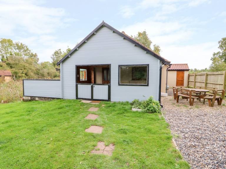 Cottage  Garvestone