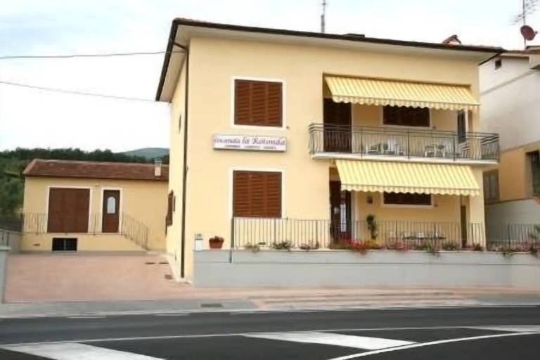 House  Santomato