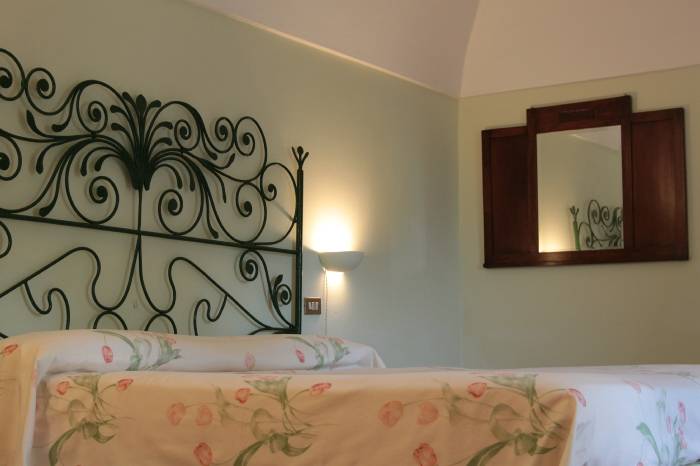 Il Glicine e la Lanterna: Barbara