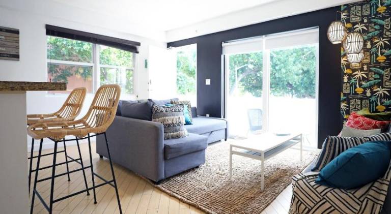 South Beach Walk to Sea Free Parking & Balcony Family & Pet Friendly in Miami Beach, FL