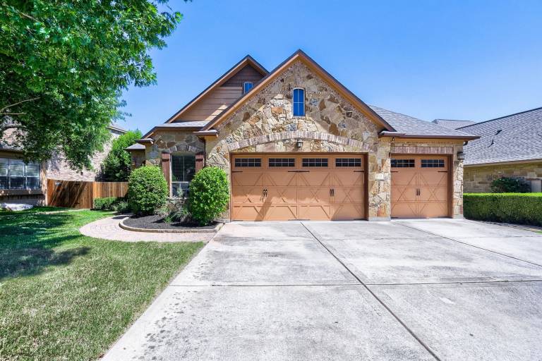House  Cypress Mill