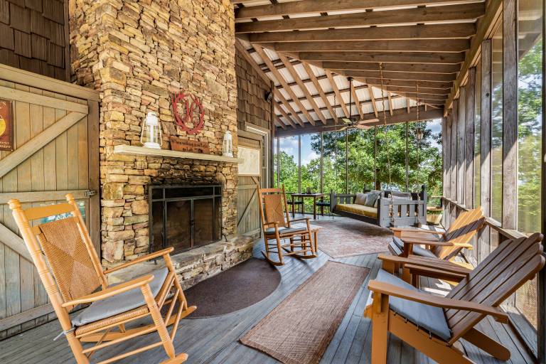 Canyon Hideaway Cottage Wi-Fi Swing Bed 2 Acres Small Dog Friendly — photo 2