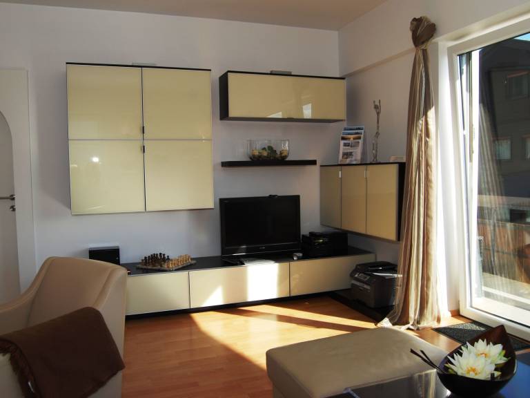 Children-friendly lovely rental apartment with yard & barbeque | Nature view | Pet-friendly — photo 2