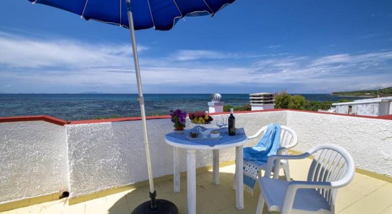 Villa | Beach nearby | Pets allowed — photo 5