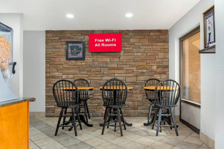 Red Roof Inn Bowling Green — photo 4
