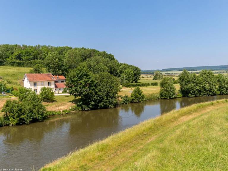 Secluded Fisherman's Cottage with large capacity near the Saône — photo 5