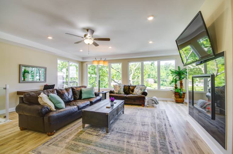Lakefront Osage Beach Retreat w/ Boat Slip! — photo 4