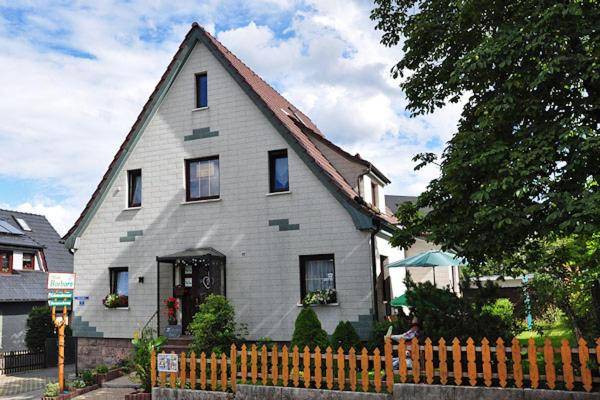 Apartment with garden & barbeque in Oberhof