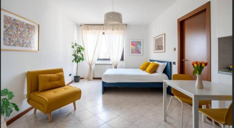 Apartment | Next to Castello Baradello in Brunate