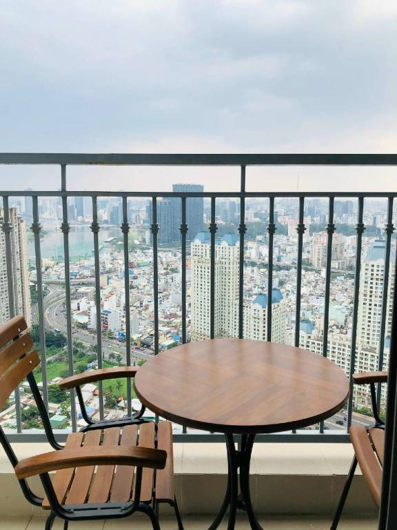 Fully equipped pleasant rental apartment with garden, hot tub & pool | Water view | Perfect for remote work | Pets allowed — photo 3