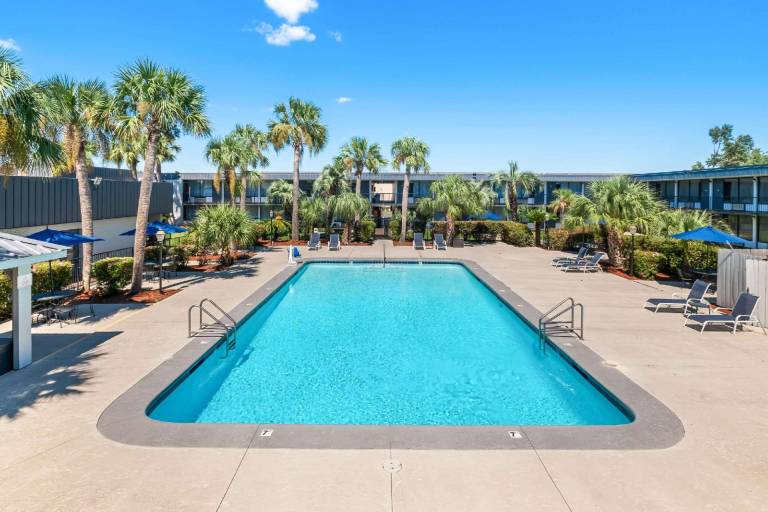 Suburban Studios Slidell I-10 — photo 2