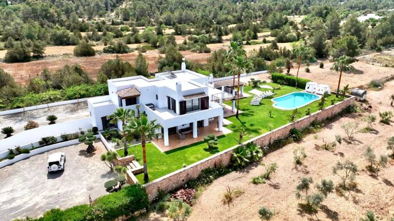 Children-friendly lovely villa with BBQ, sauna & yard | Pets are welcome in Sant Antoni de Portmany