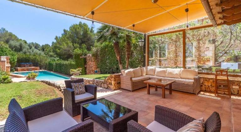House with terrace, jacuzzi & grill — photo 5