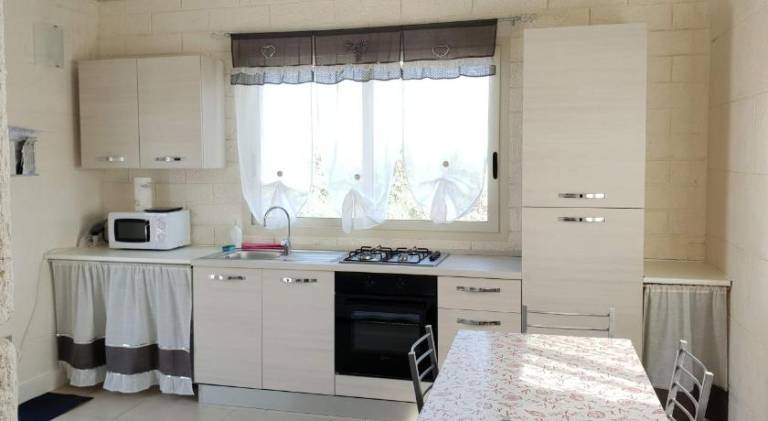 Rental apartment with 2 rooms for 4 persons — photo 3