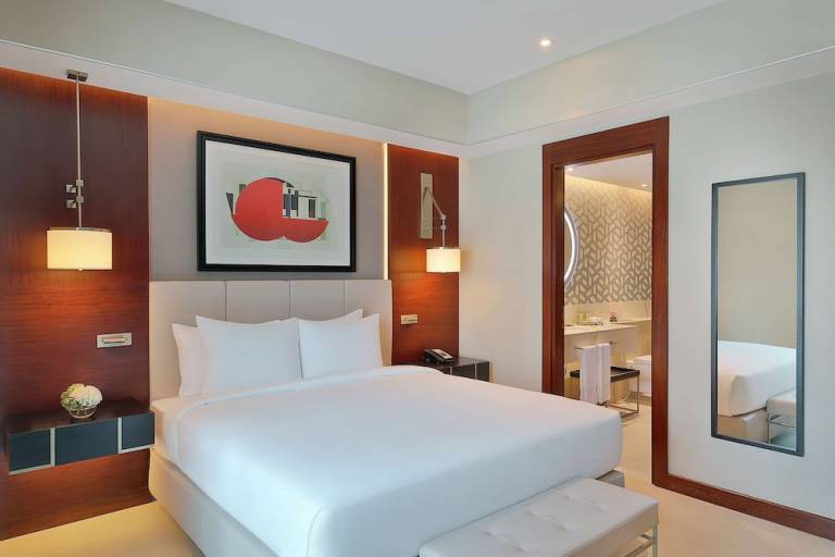 Resort  The Pearl-Qatar