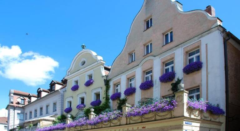 Hotel Orphee - Kleines Haus in Regensburg