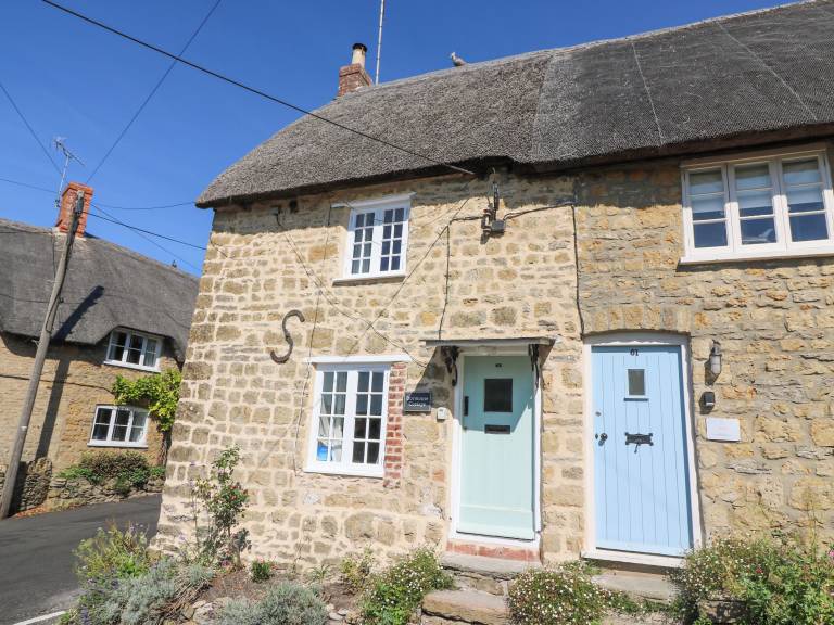 Cottage West Bay