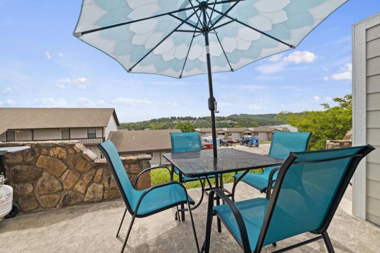 Condo  Kimberling City