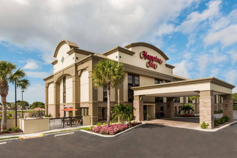 Hampton Inn Bonita Springs/Naples-North — photo 3
