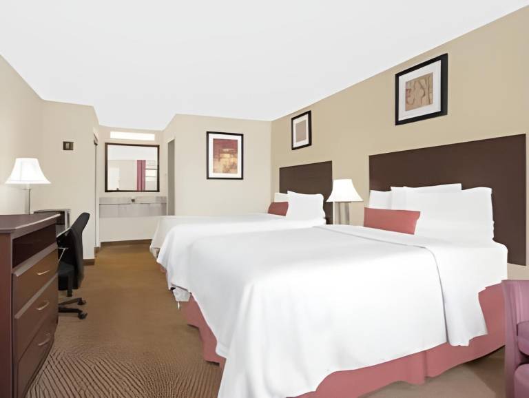 Baymont by Wyndham Greenville in Greenville, NC
