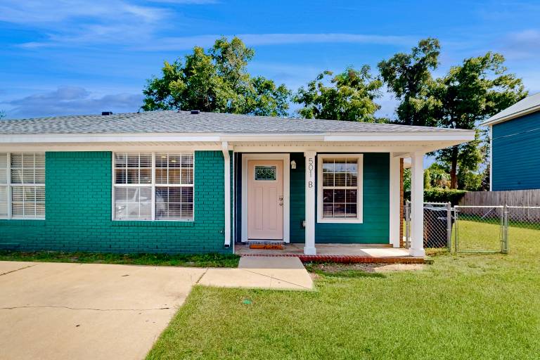 Downtown Duplex w/ Fire Pit: 1 Mi to Waterfront in Gulf Breeze, FL