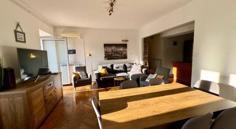 Holiday apartment with 2 rooms for 6 persons — photo 3