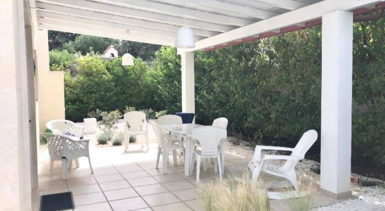 House with 2 rooms for 4 persons in Manduria