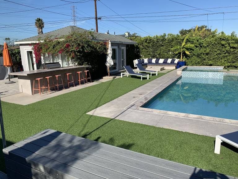House  Lawndale