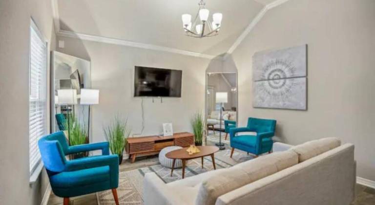 Fully equipped wonderful house with garden | Pets allowed in Houston, TX
