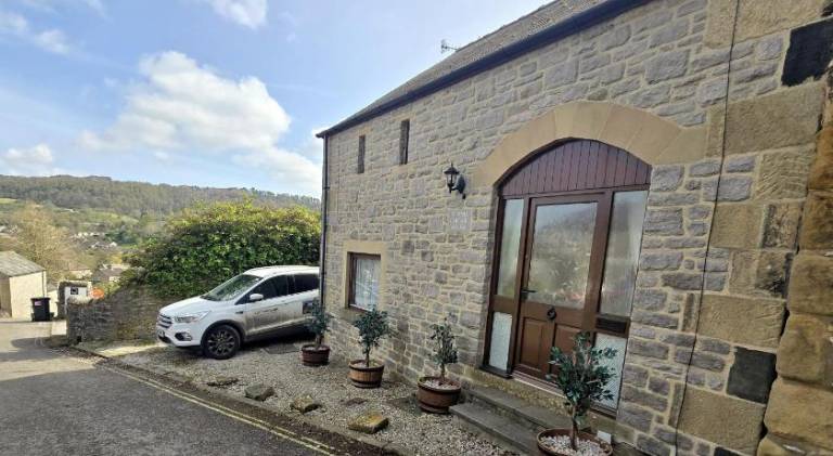 Vacation home with hot tub | Pet-friendly in Bakewell