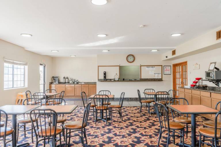 Texan Inn By OYO Beeville US-181 — photo 4