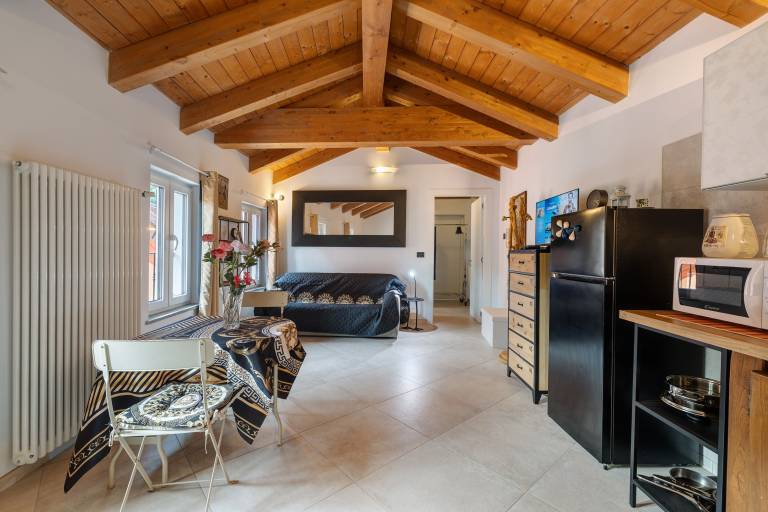 Beautiful vacation home with barbeque, patio & fast internet | River view | Pet-friendly — photo 4