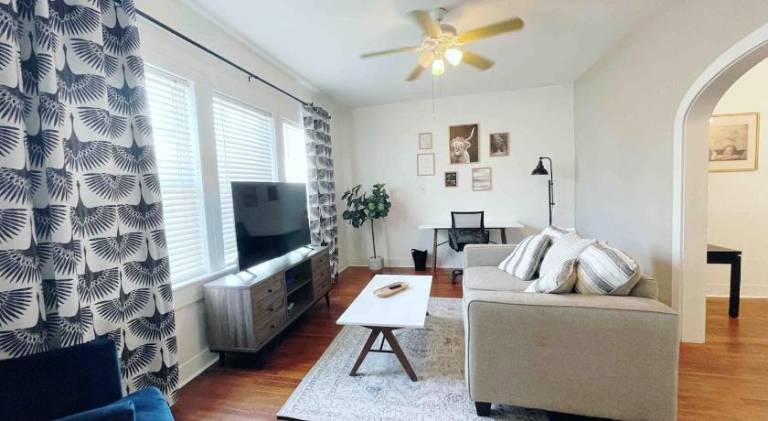 Lovely vacation home | Good for workation | Dogs allowed in Beaumont, TX