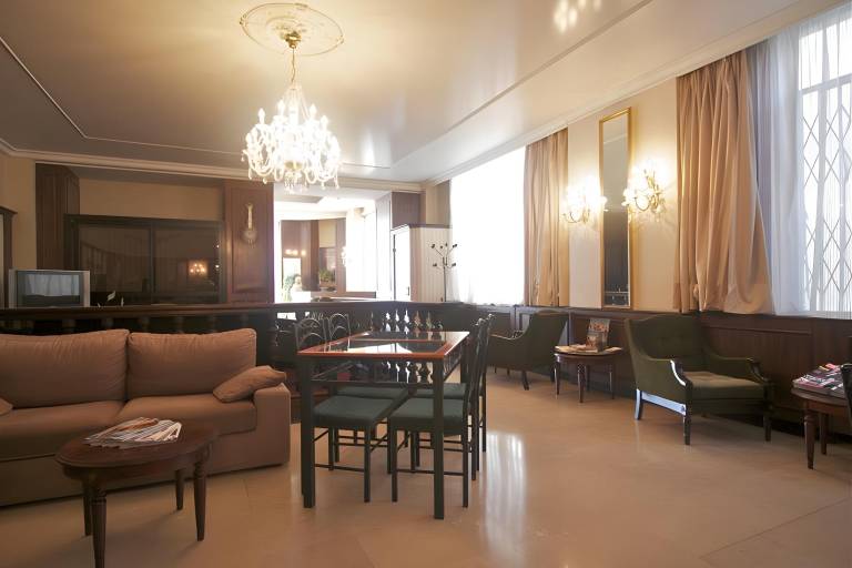 Hotel De Bourgogne — photo 3
