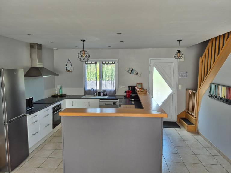 Vacation home with terrace, BBQ & garden — photo 3