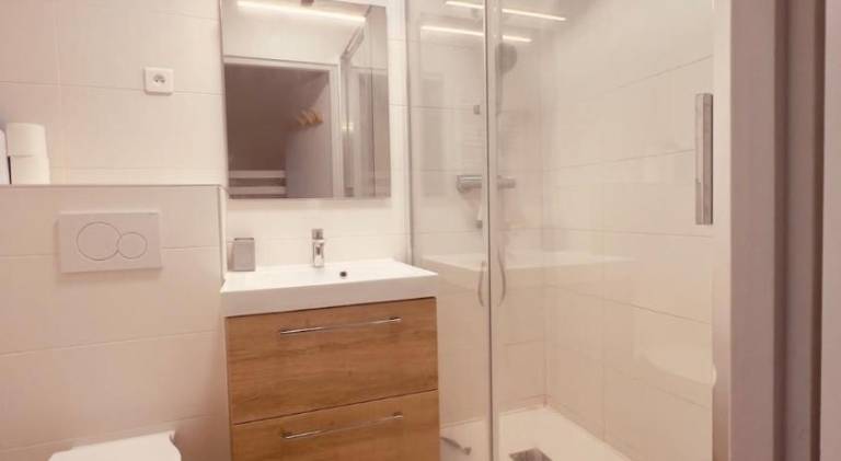 Apartment with 1 room for 5 persons — photo 2
