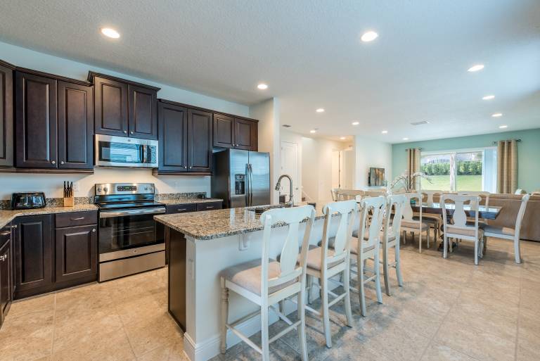 Inviting Home with Private Pool near Disney with Water Park & Resort Access at Encore Resort - 7498MR — photo 4