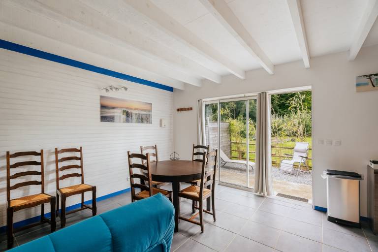 House with garden, patio & fast internet | Garden view | Suitable for remote work — photo 2